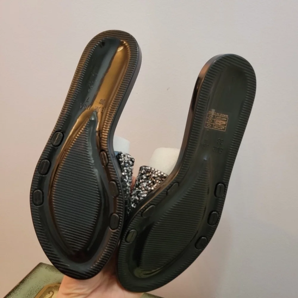 NWOT Black and Silver Glitter Slides Size 7 - Picture 5 of 6